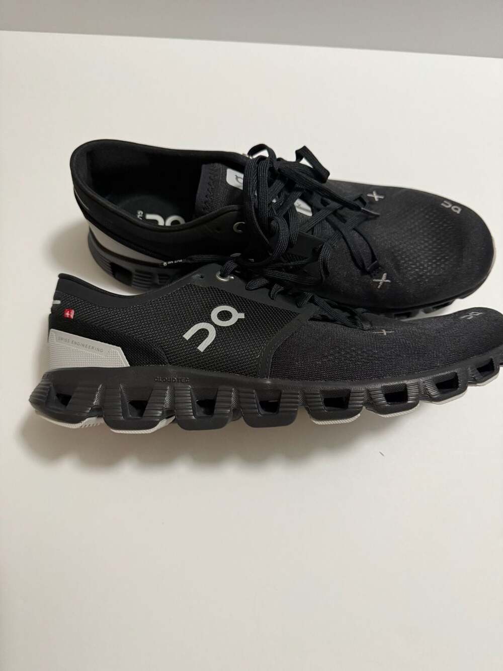 On Running Cloud X 3 Size US M10.5 Black Sneakers